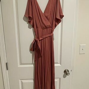 NWT🌟 Express Elegant Satin Rose Romper with tie - SMALL